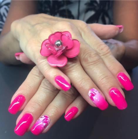 STUDIO D’ONGLES : Lora Nails Gallery - France