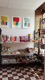 Photo n°10 de Violaine B à Saint-Agrève (Magasin)