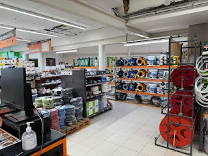 Photo n°20 de La Plateforme du Bâtiment - VERSAILLES CHANTIERS à Versailles (Magasin de vêtements professionnels)