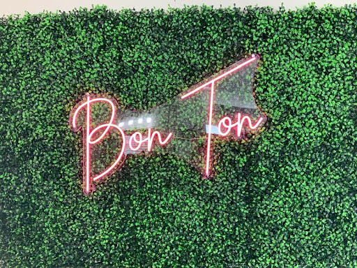 Bon Ton - Visual