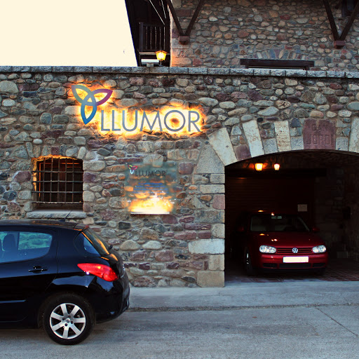 LLUMOR - Visual