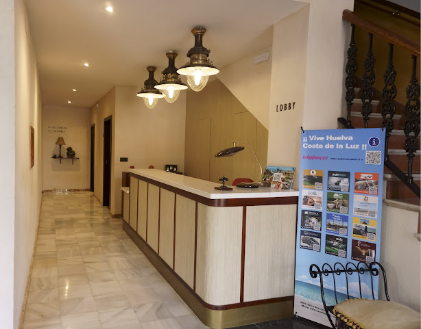 Hotel La Pinta by null