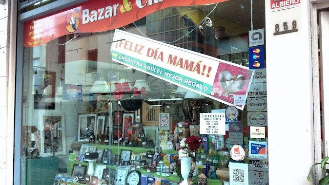 Bazar & Cía, Author: A B