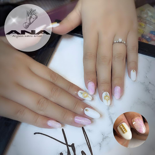 解憂美甲美睫評價、價格、網友推薦資訊 - 親子友善與細心美甲服務