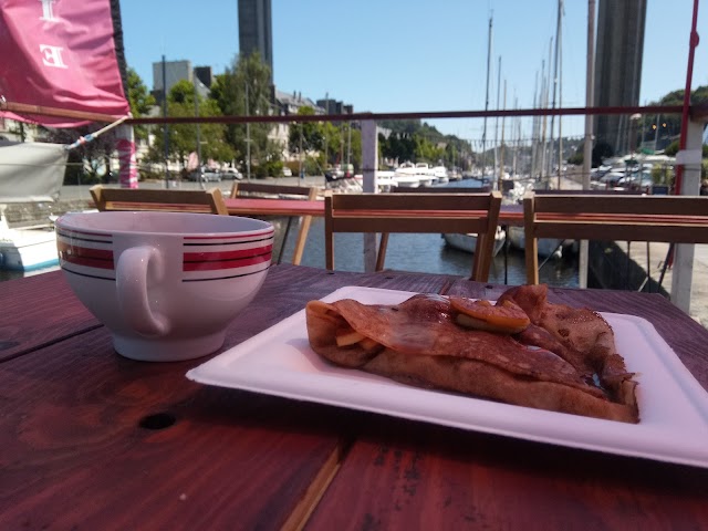 Juno Bravo Bâteau Crêpes