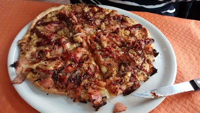 Photos of PIZZER&Iacute;A LA CAPRICHOSA
