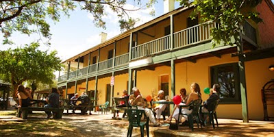 Photos of Ravenswood Hotel