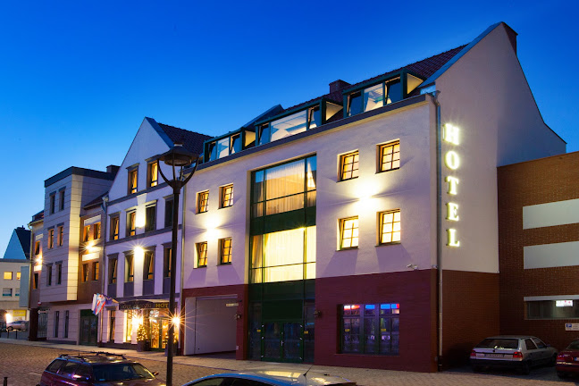 Opinie o Hotel Grodzki Stargard Business & Spa w Stargard - Parking