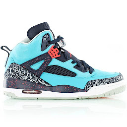 Photo n°8 de DR SWAG SHOES BASKETBALL, SNEAKERS, CASQUETTES, MAILLOT BASKET, NEW ERA, CBD PRT , LA PIRATERIE AIR JORDAN, NIKE AIR FORCE 1 à Toulouse (Magasin de vêtements de sport)