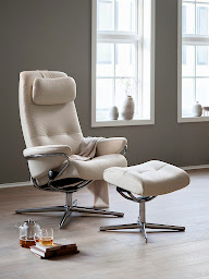 Photo n°25 de Espace Stressless Oyonnax - Fauteuil relax - Canapés à Arbent (Magasin de meubles de bureau)