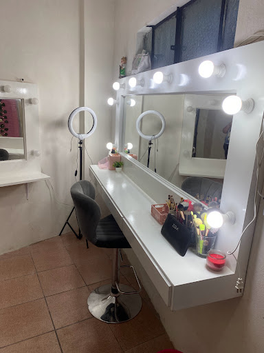Yessmakeup studio