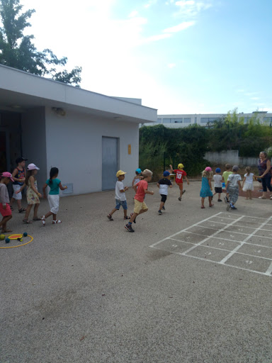 Middle School De Vauvert - Thumbnail