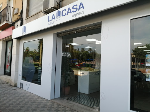 Inmobiliaria en Dos Hermanas | La Casa Agency Dos Hermanas Arenal