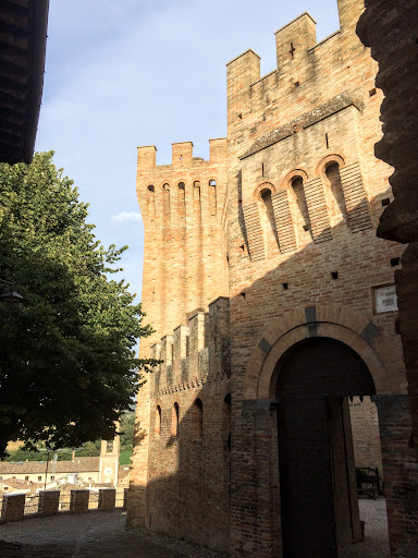 Castello Pallotta - Visual