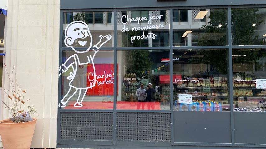 Charlie's Market by null