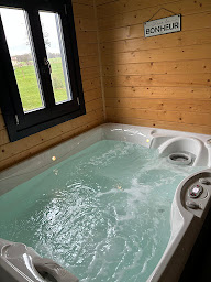 Photo n°15 de Au Bois Quartois à La Quarte (Agence de location de chalets)