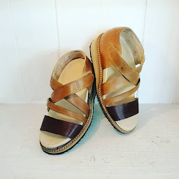 Photo n°4 de L'atelier Du Pied SAS à Montluçon (Magasin de chaussures orthopédiques)