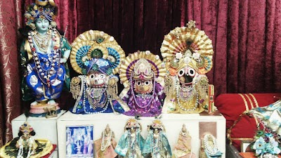 Photos of Sri Sri Radha Krishna Temple