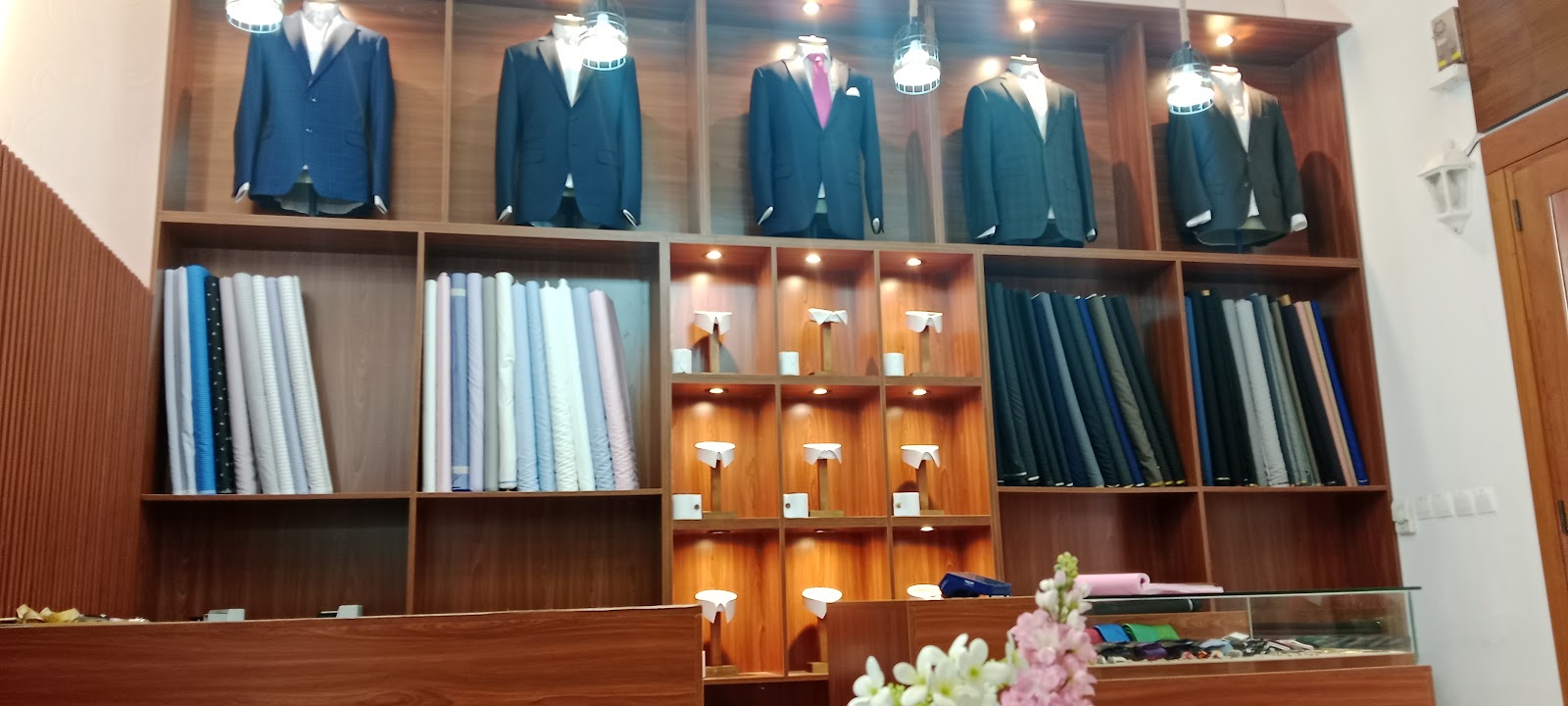 Coat Master Gents Tailoring LLC(Previously Dabster Tailoring and Textiles) - صورة 4