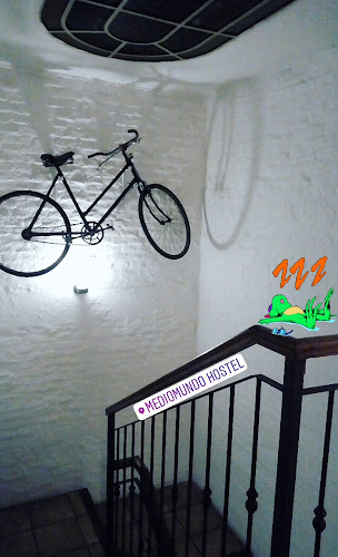 MedioMundo Hostel - Ciudad del Plata