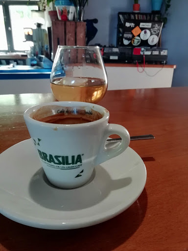 Discovery café pub - Thumbnail
