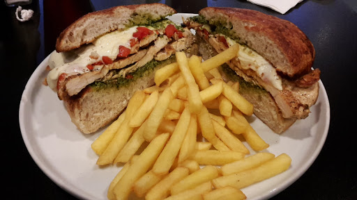 Azzurro Pizza & Italian Grill - Thumbnail