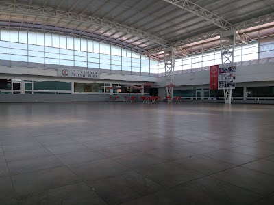 Photos of University Campus Incarnate Word Bajio