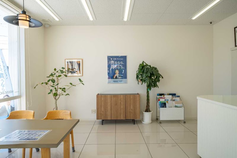 ハウスドゥ 四日市笹川通り