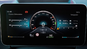 Photo n°28 de Mercedes-Benz SVI 39 à Courlaoux (Atelier de réparation pour poids lourds)