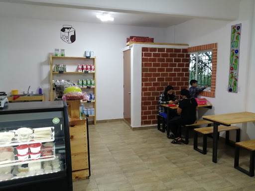 Cafetería y cremería "Mi abuelito"