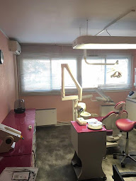 Photo n°2 de Dr Vanessa Vialade - Dentiste à Toulouse (Dentiste)