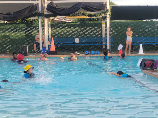 Lēʻahi Swim School Logo