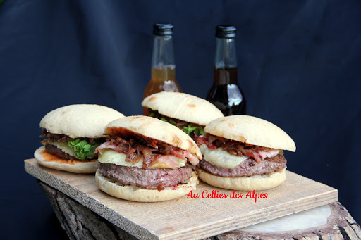 Au Cellier des Alpes - Food truck - Burgers, Cuisine Maison et produits locaux