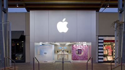 Photos of Apple Twenty Ninth Street