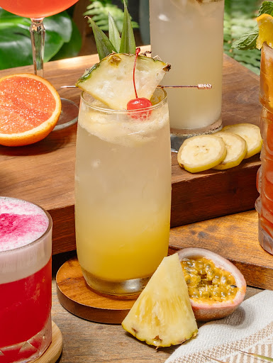 JUZE Island Seafood Brunch & Bar