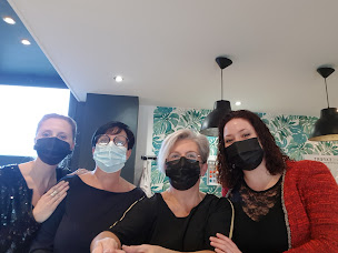 Photo n°14 de L Coiffure à Cherbourg-en-Cotentin (Salon de coiffure)