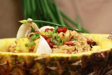 Banana Leaves Asian Restaurant & Sushi Bar