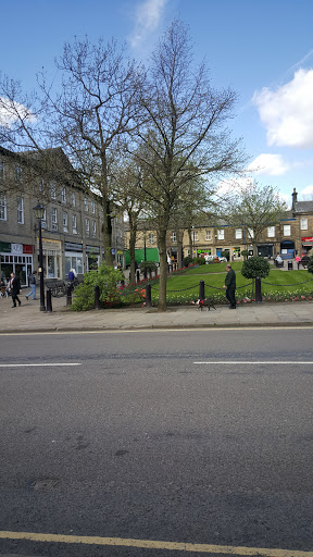 Glossop - Visual