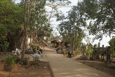 Photos of Phnom Chhngok