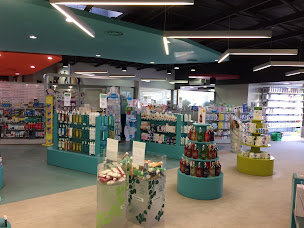 Photo n°10 de Totum Pharmacie à Savigné-l'Évêque (Pharmacie vétérinaire)