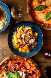 Photo n°8 de Cantina di Luca à Paris (Pizzas à emporter)