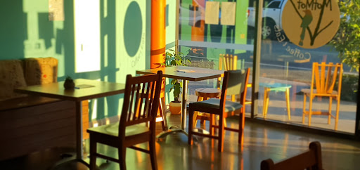 MotMot - Coffee & Eats