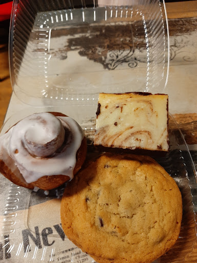 KiKi’s Bakeshop Gallery - United States