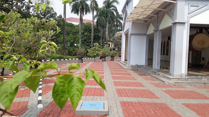 Masjid Al-Amin Kompleks DPR Kalibata, Author: Andi Thije