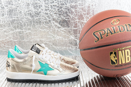 Golden Goose Manhasset by null