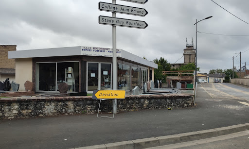 Marbrerie Houdebert et Fils Gallery - France