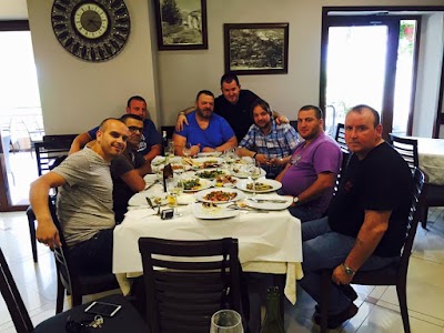Photos of &Epsilon;&sigma;&tau;&iota;&alpha;&tau;ό&rho;&iota;&omicron; - &Pi;&iota;&tau;&sigma;&alpha;&rho;ί&alpha; - &Tau;&alpha;&beta;έ&rho;&nu;&alpha; NDRICO (&Theta;&omicron;&delta;&omega;&rho;ή&sigmaf; &Nu;&tau;&rho;ί&tau;&sigma;&omicron;&sigmaf;)