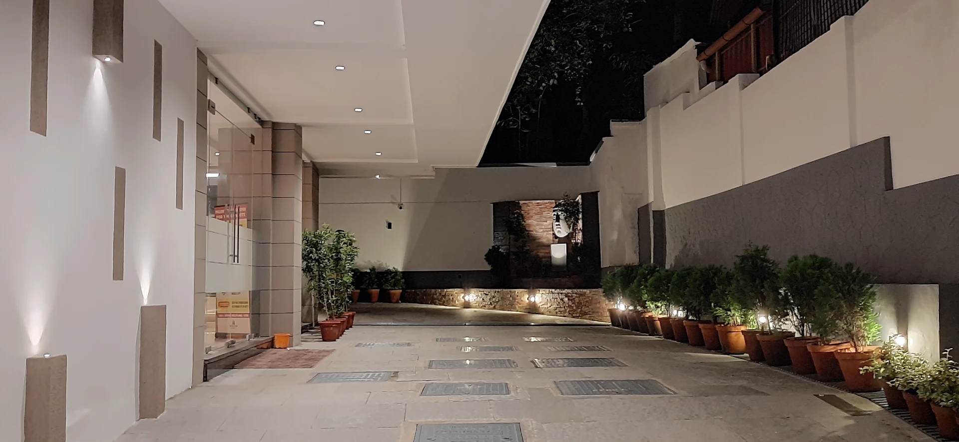 Iswarya Residency