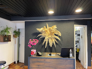 Photo n°7 de Salon Coiffure-Jégat à Dreux (Salon de coiffure)