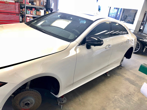 CA Car Plug - Auto Brokers - Thumbnail